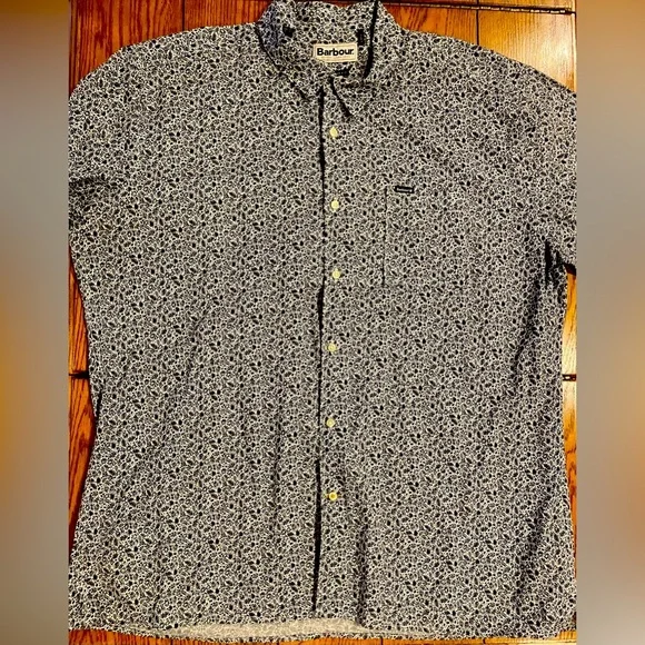EUC Barbour mens short sleeve button down shirt, size large, navy print - Picture 2 of 6
